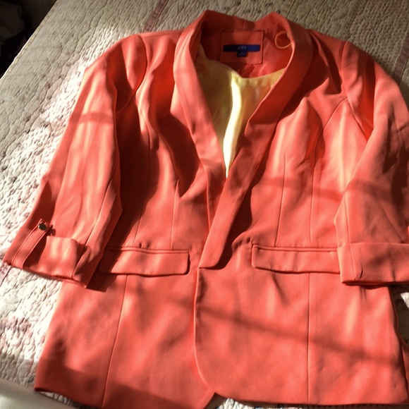 Apt 9 blazer with color coordinated camisole - Picture 1 of 2